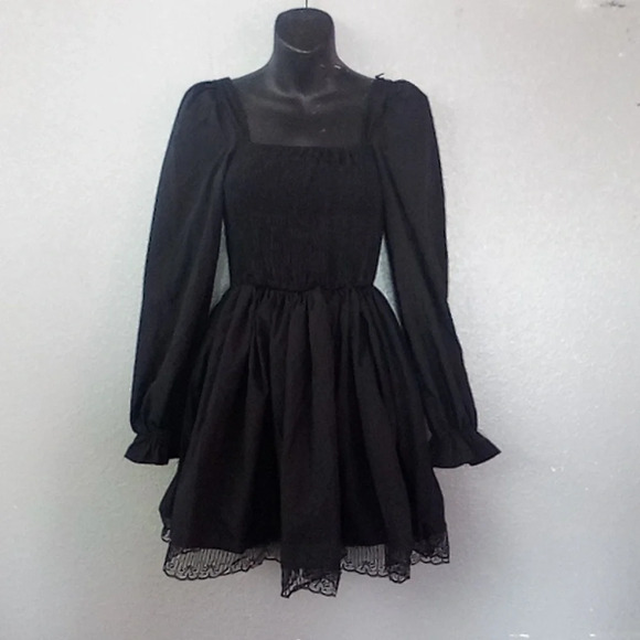 *Beautiful dress size large ( box  J ) - Picture 1 of 5